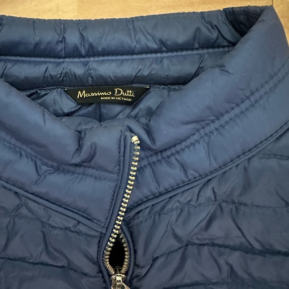 Massimo Dutti Lightweight Puffer Vest - Picture 5 of 8